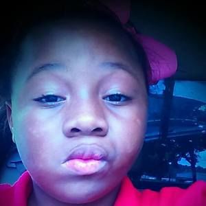 Meet your Posher, Lasandra